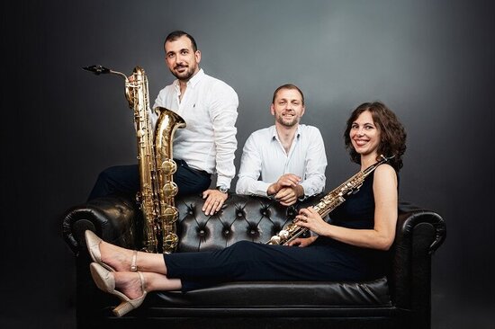 Auf einen Streifzug durch die Nacht nimmt das Trio Étoiles seine Zuhörerinnen und Zuhörer mit.