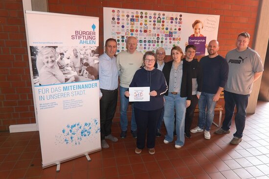 Die Bürgerstiftung bei der Vorstellung der Ausschreibung für das Jahr 2026.