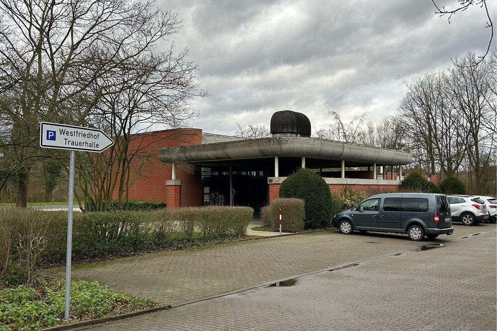 Eingeschränktes Parken am Westfriedhof