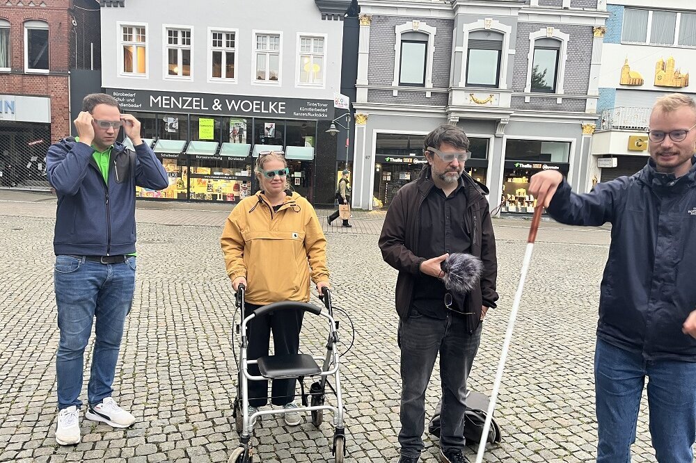 Zweite Begehung beim Fußverkehrscheck