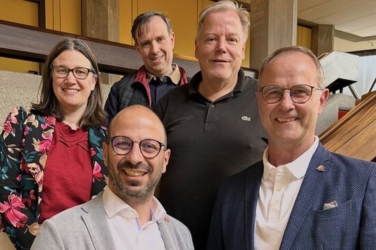 Tauschten sich aus über Möglichkeiten der Kooperation mit den Niederlanden: (v.l.) Karina Benjilany (Strukturförderin der Stadt Ahlen), Matthias Harman, Dr. Gerd Reuter (EUREGIO), Stadtbaurat Thomas Köpp, Christoph Almering