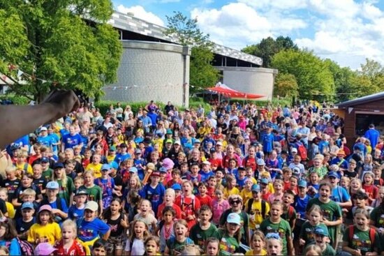 In den beiden ersten Ferienwochen bevölkern Kinder aus Ahlen den Sportpark Nord.